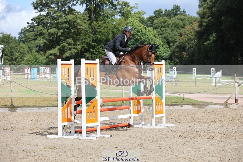 250829A-121137-01584 - Cls 7 British Novice and 90cm