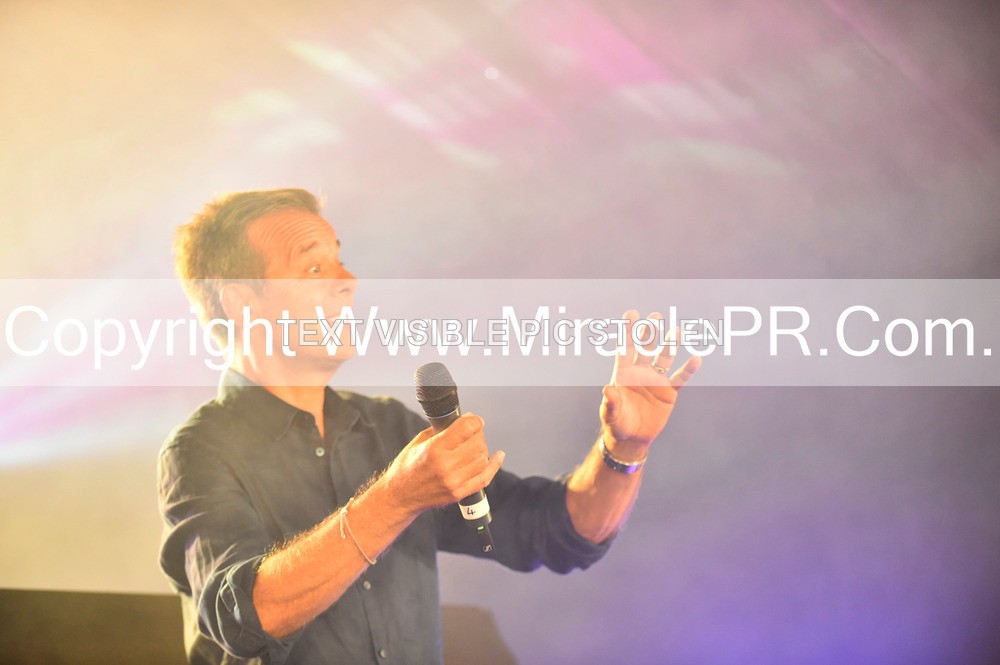 SH4_8498 - Pat Sharp.