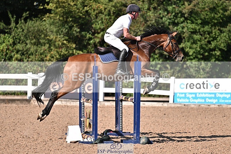 260812-094837-00106 - Cls 2 British Novice and 90cm