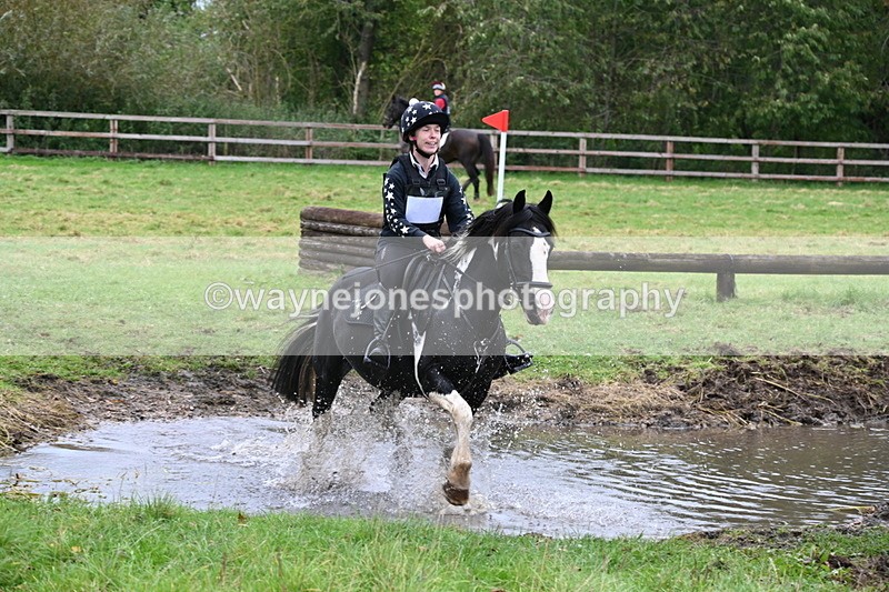 WJ6_6607 - Time at Photographer 13:06 to 13:23