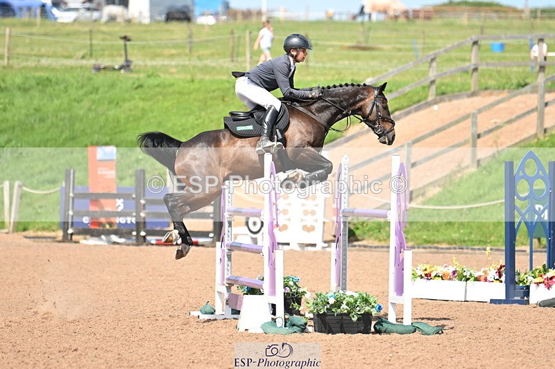 240629A-155731-07569 - Cls 10 Newcomers 2nd R Jump Off and P