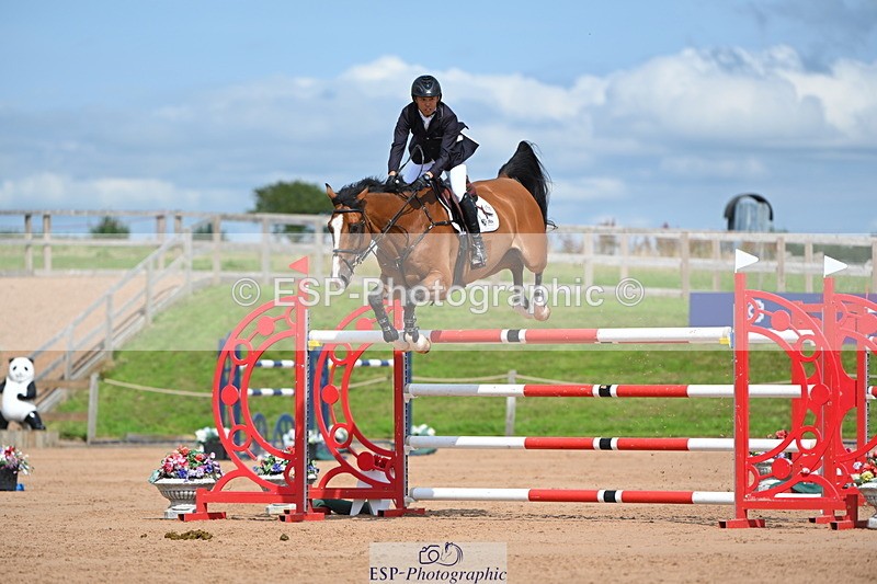 230721A-155604-07505 - Cls 10, 2 Star Big 1.45m Start to break