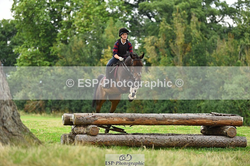 230817-130642-01979 - Kay's 1st Group - XC