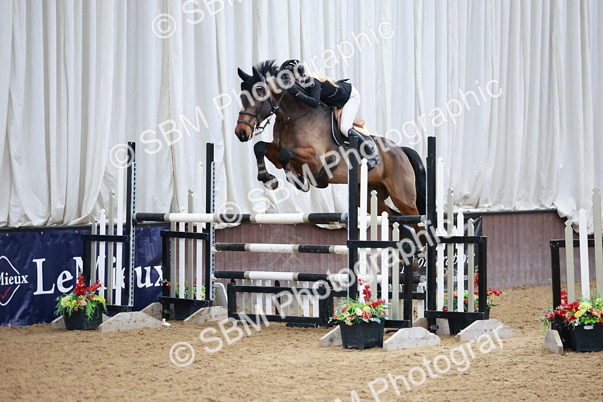SBM_004276 - Class 12 - Senior Foxhunter - 1.20m