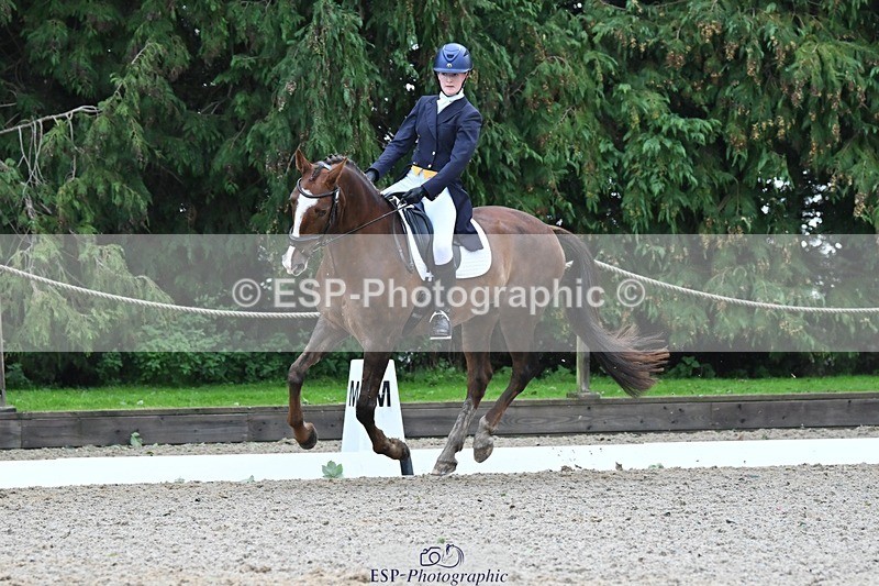 231019-114024-02203 - 110-MARTINS.IRISH.EDDIE-Allegra.Cowley-DR