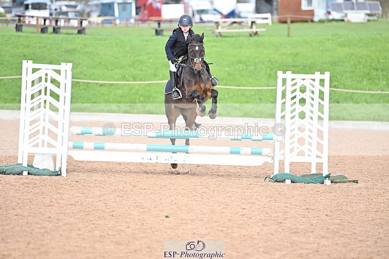 231029A-125118-03362 - Stepping Stones 128cm & 138cm