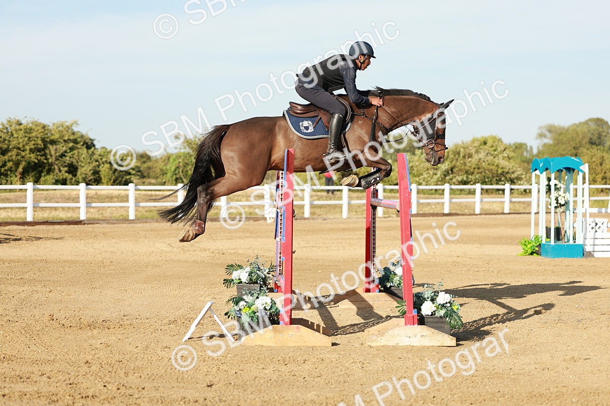 SBM_008851 - Class 6 - National 1.30m 1.40m Open Handicap