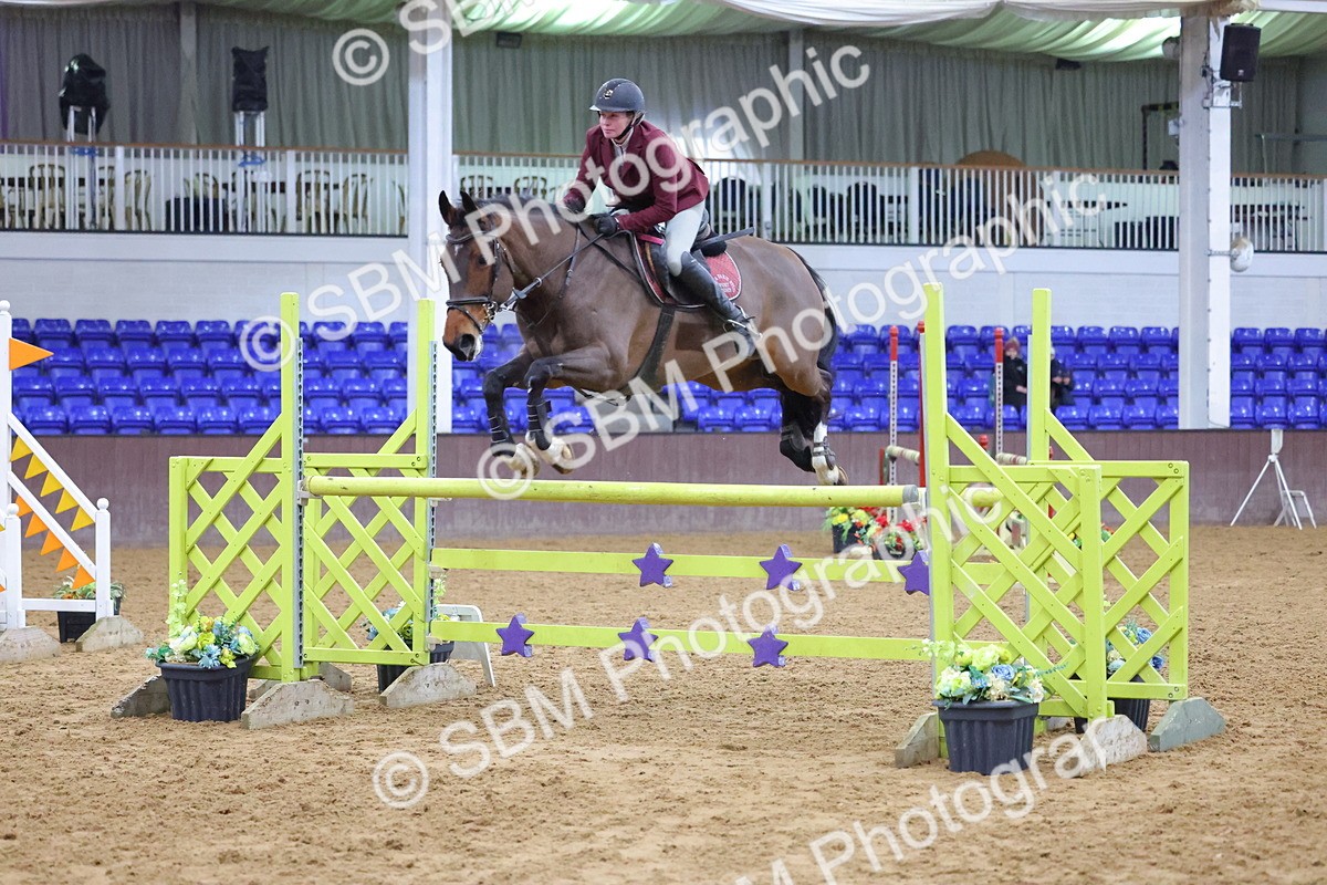 1I0A4903 - Class 9 - Senior Newcomers/ 1.10m Open