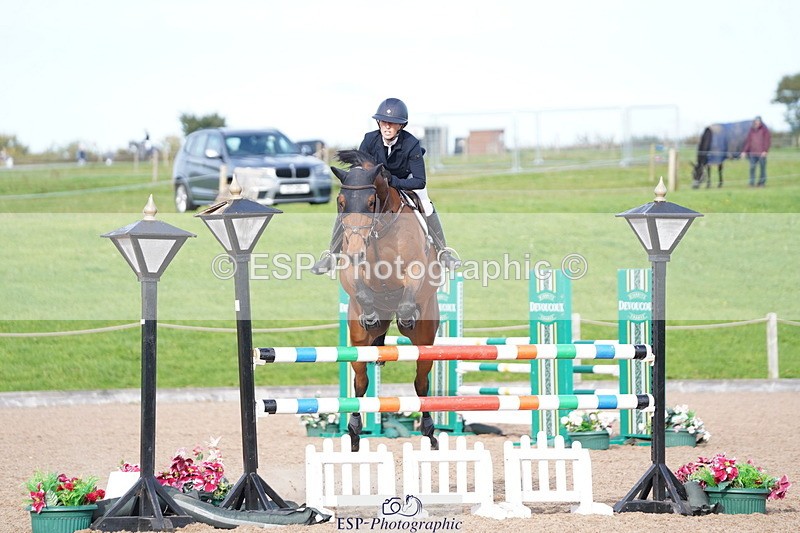 241005A-155124-05111 - SAT Cls 12 Snr Fox & 1.20m Open