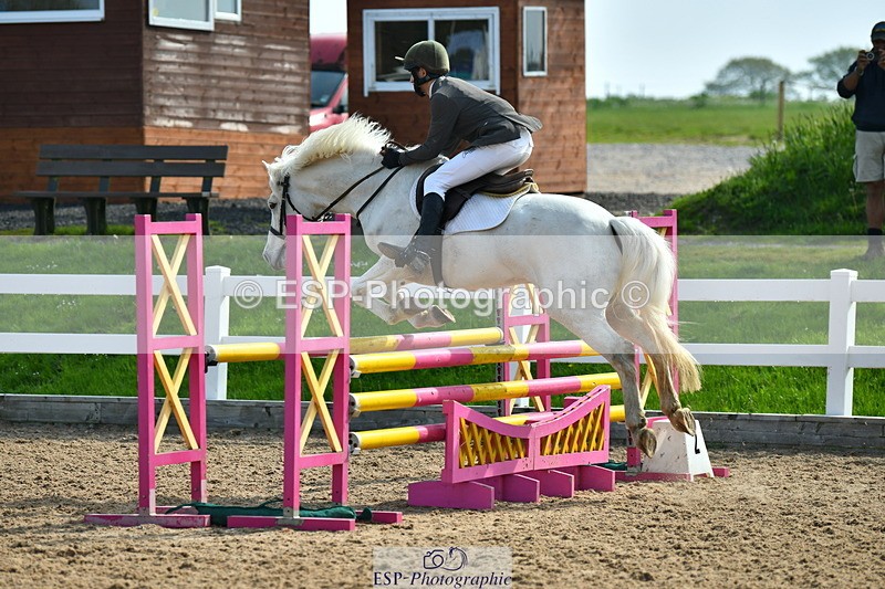 230514A-101227-02188 - Cls 22 Pony Discovery & 90cm Open