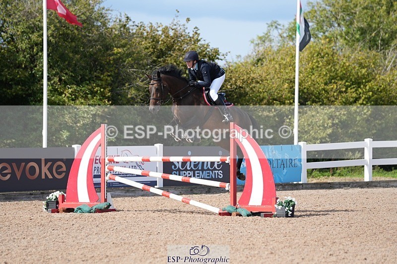 250912-142305-04942 - Cls 25 1.05m Amateur Quali
