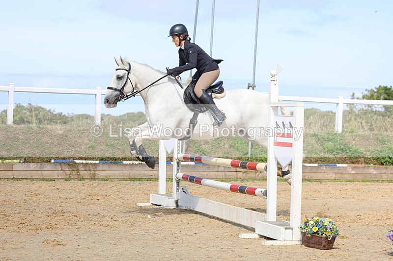 3E7A1120 - Class 4: Senior British Novice/90cm open