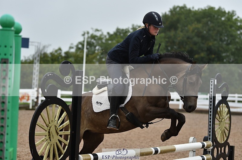 220829A-161836-00186 - 70cm Classes 3a 3b & 4