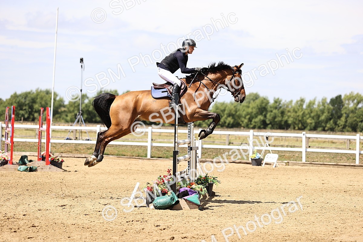 SBM_010180 - Class 9 - Senior Foxhunter - 1.20m Open