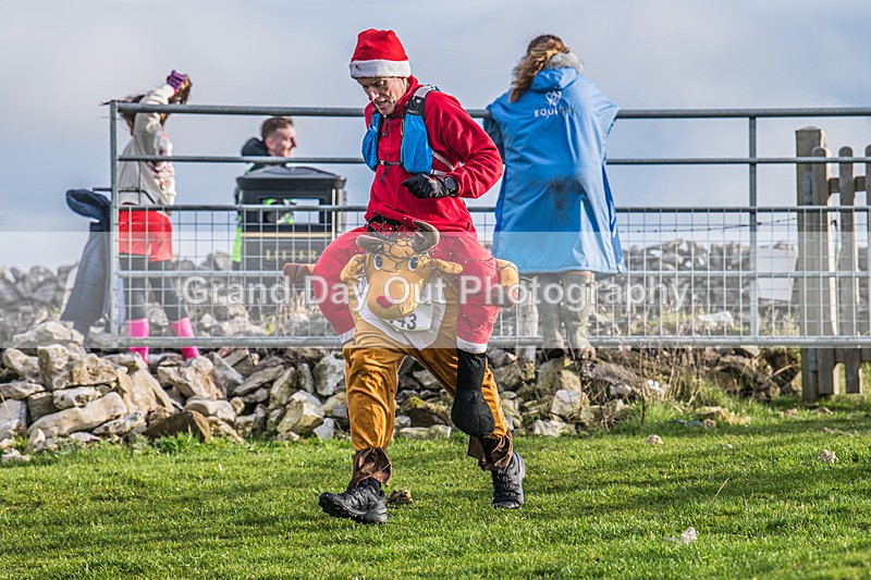 Litton-221 - Litton Christmas Cracker Fell Race (Limestone Series) Sunday 14th December 2025