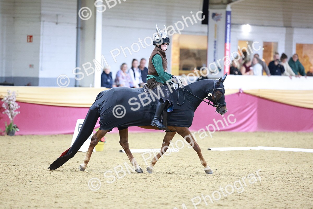 SBM_10348 - Class 62 - Strictly Fancy Dress-Age