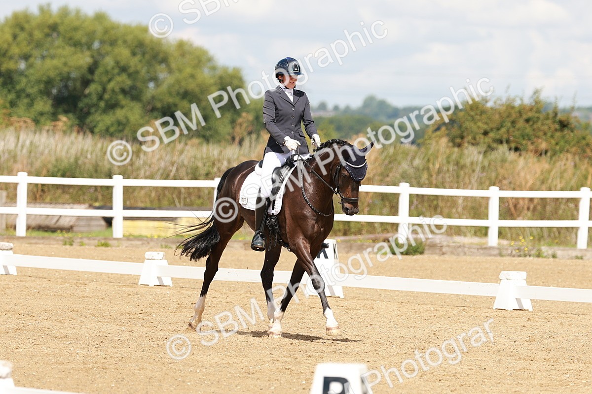 SBM_000827 - Class 4 - Novice 5