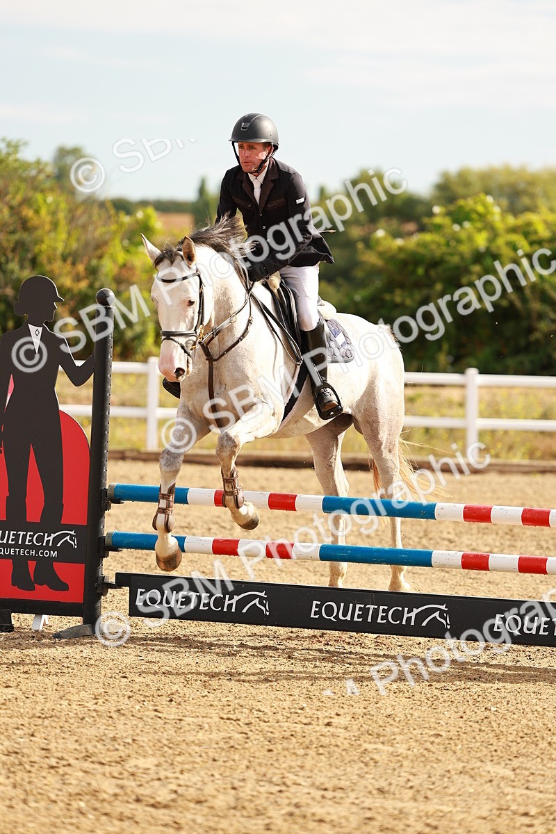 SBM_001916 - Class 8 - Clear Round