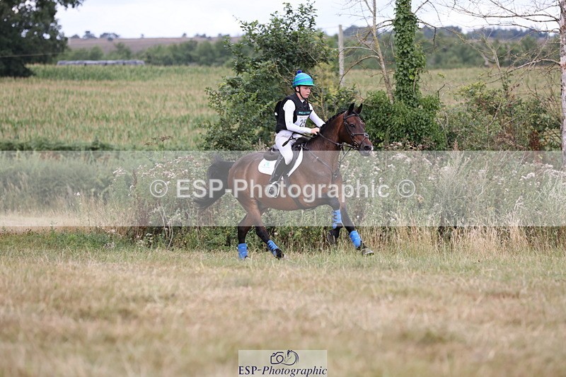 250802A-121931-03479 - A-025-Ollie.Rowlands-LOUGHAN.SILVER.SHADOW