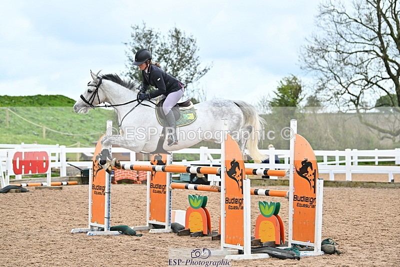 240501A-144321-01127 - Cls 8 Snr Foxhunter and 1.20m Open