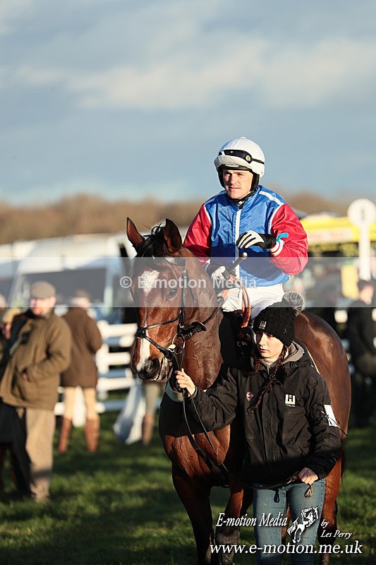 PtP 301125  0921 - Hursley Hambledon Point-to-Point Larkhill Racecourse 30/12/2025