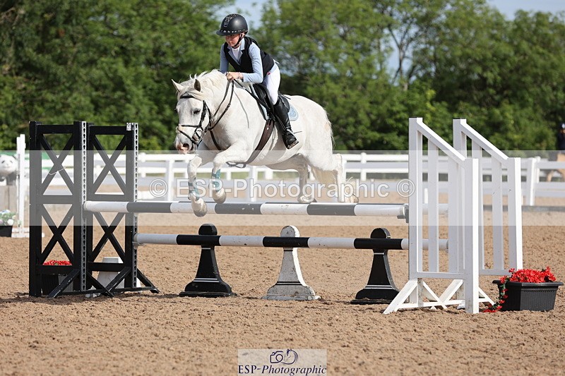 240629A-090603-02855 - Cls 16 British Novice and 80cm Open