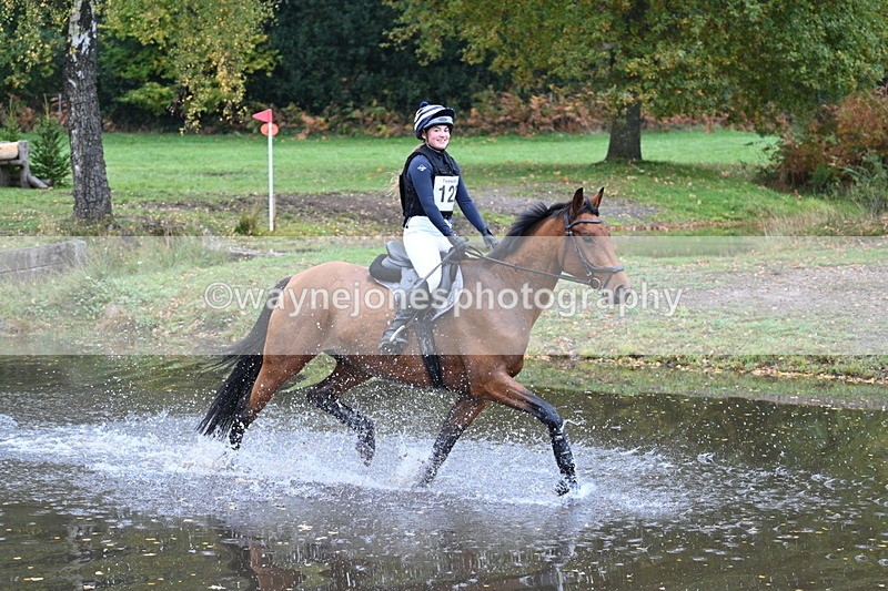 WJ7_3093 - Time 10:47 to 11:11 at the water