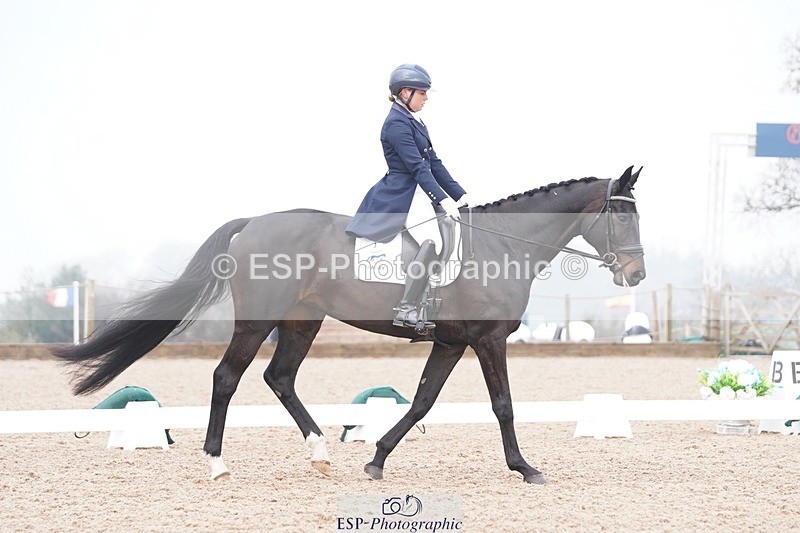 250404-102248-04283 - 003-Abbie.Newbury-Seagry.Firstamour