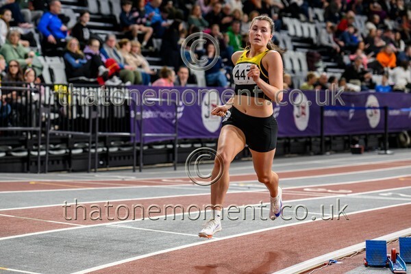 AgeInd25SUN-913878 - Track Female Set Two