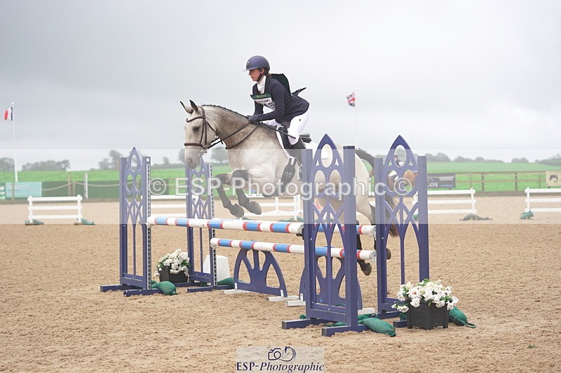 230924A-110134-04504 - 100 SJ 11.00 to 12.00