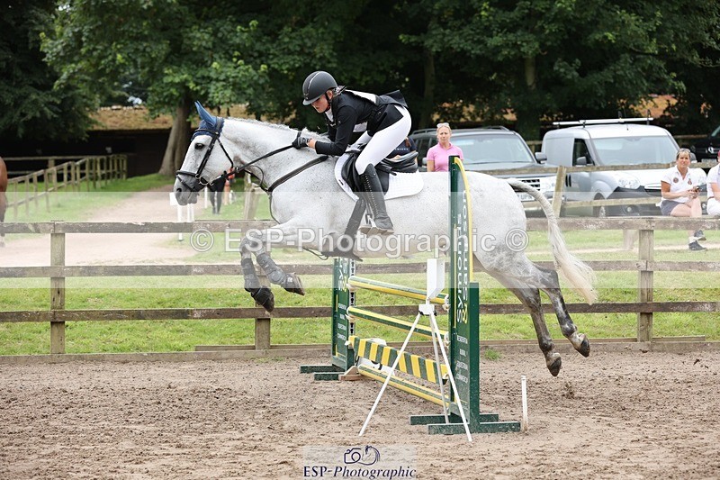 240803-105318-02049 - 017-Caitlyn_Faull-PENNINEVIEW_SUMMER