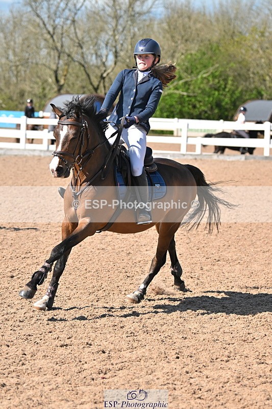 240504A-160408-02697 - Cls 22 & 23 Stepping Stones 128cm & 138cm & Under11's