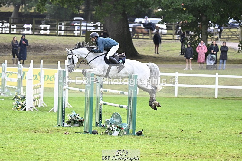 250831A-132538-10507 - Cls 37 Snr 1.35m Grand Prix