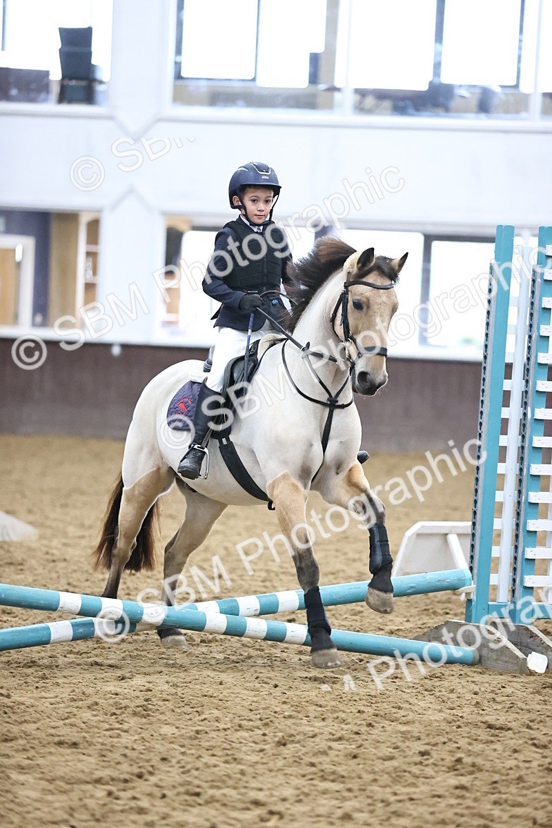 SBM_000113 - Class 2 - The Rug Lady 40cm Area 12 Championship Qualifier
