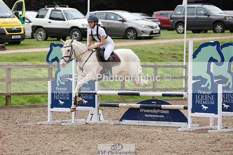 240804-150445-16265 - 614-Jessica_Lee-TULLY_FLOWER