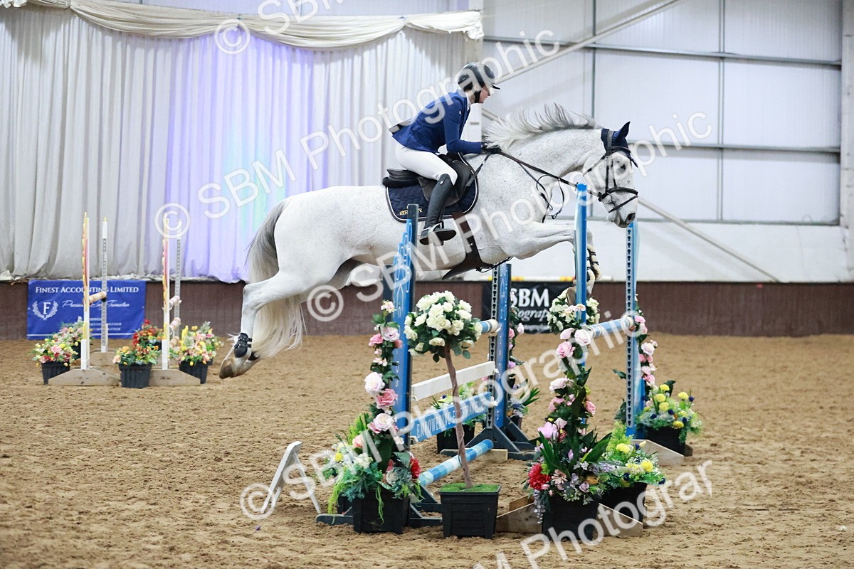 SBM_004556 - Class 17 - Senior Newcomers - 1.10m