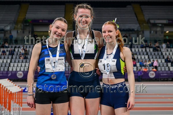 Age26SUN-811295 - Medals