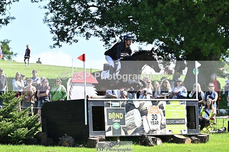 240525-110117-12173 - 325-MIDNIGHT_ENDEAVOUR-Tom_Jackson