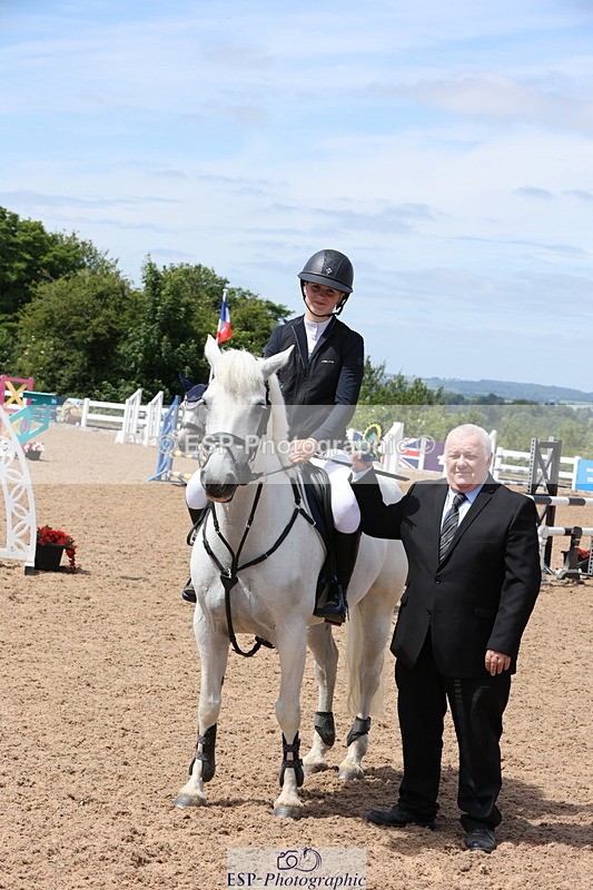 240629A-113712-04595 - Cls 17 Discovery and 90cm Open