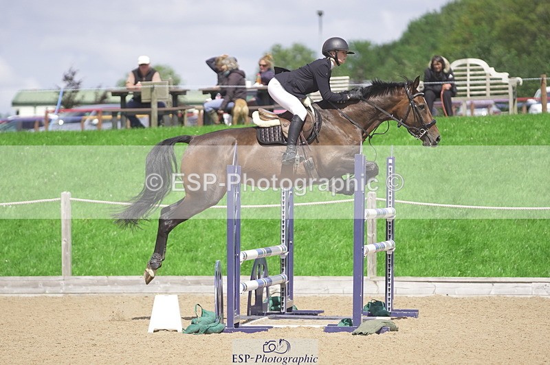 230806A-124700-02061 - Cls 14 Snr Foxhunter & 1.20m Open