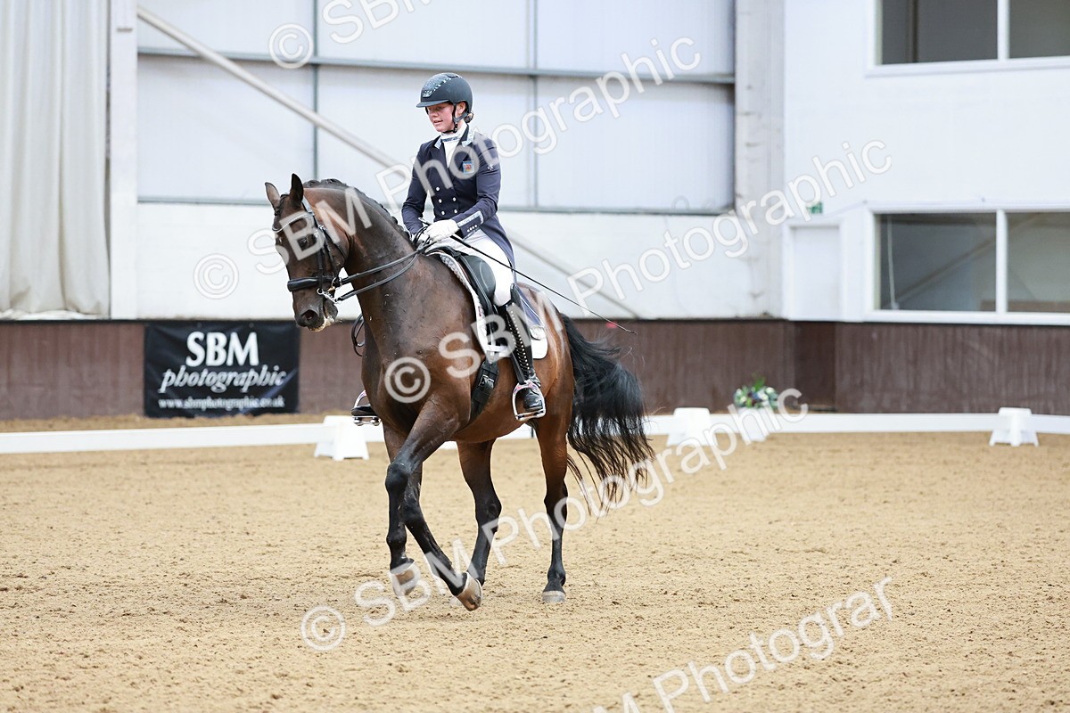 SBM_015818 - Class 5 - FEI INT II - 15.48-17.00