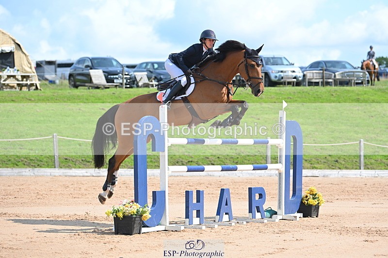 230721A-104655-05440 - Cls 6, 2 Star Medium 1.35m