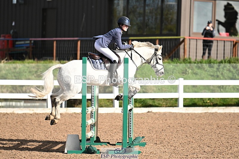 241026A-114422-00770 - SAT Cls 8 Pony Discovery and 90cm Open