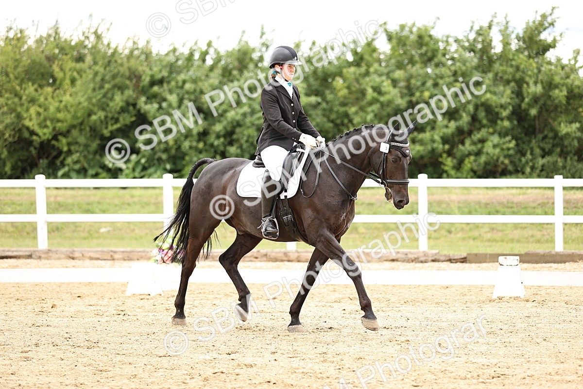 SBM_002041 - Class 2 - Novice 4 - 10.36-11.39