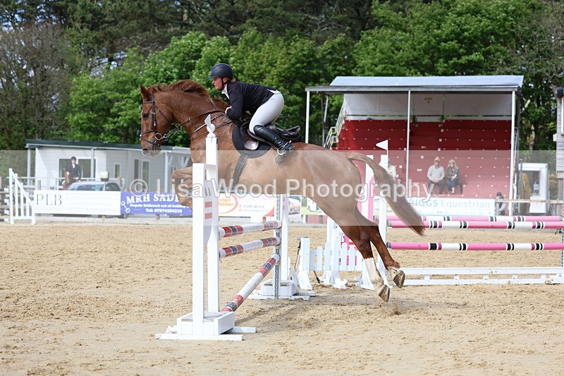 3E7A8288 - Class 11: 1 metre open