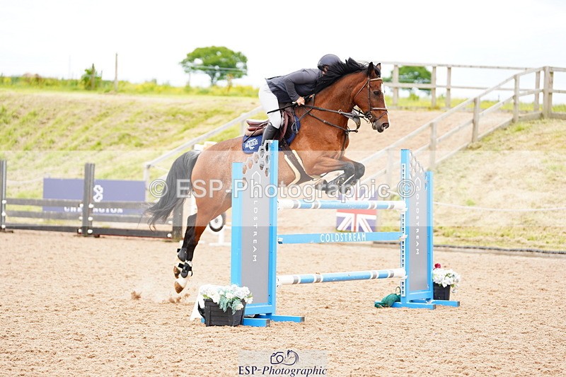 240524A-122904-03520 - Cls 15 Foxhunter