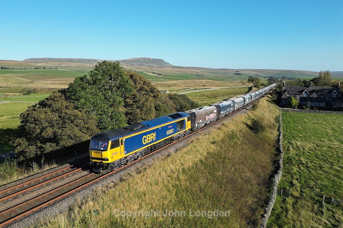 JL - 18.9.24 60087 6E77 Arcow - Hunslet, Selside Cottages - Latest shots