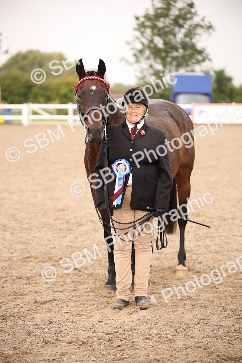 SBM_20733 - Class 705 - IH  Combination 65+