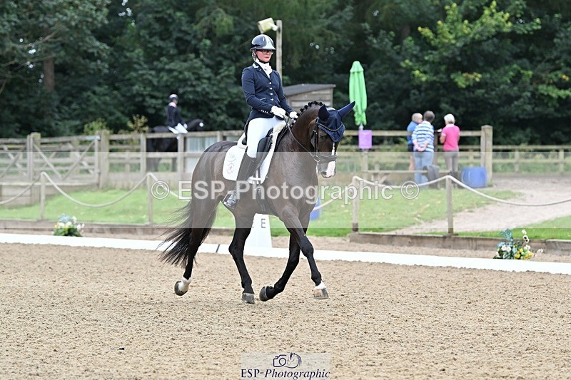 240810-102356-02653 - 195-Isobel.Goodwin-Milano.van.hof.olympia