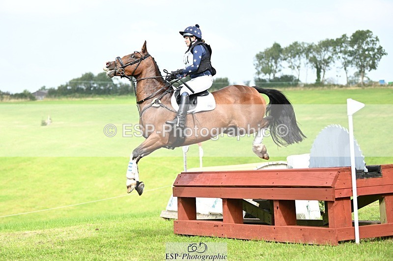 240831A-112010-00860 - 057-Bella.Balian-BEECHWOOD.JOEY